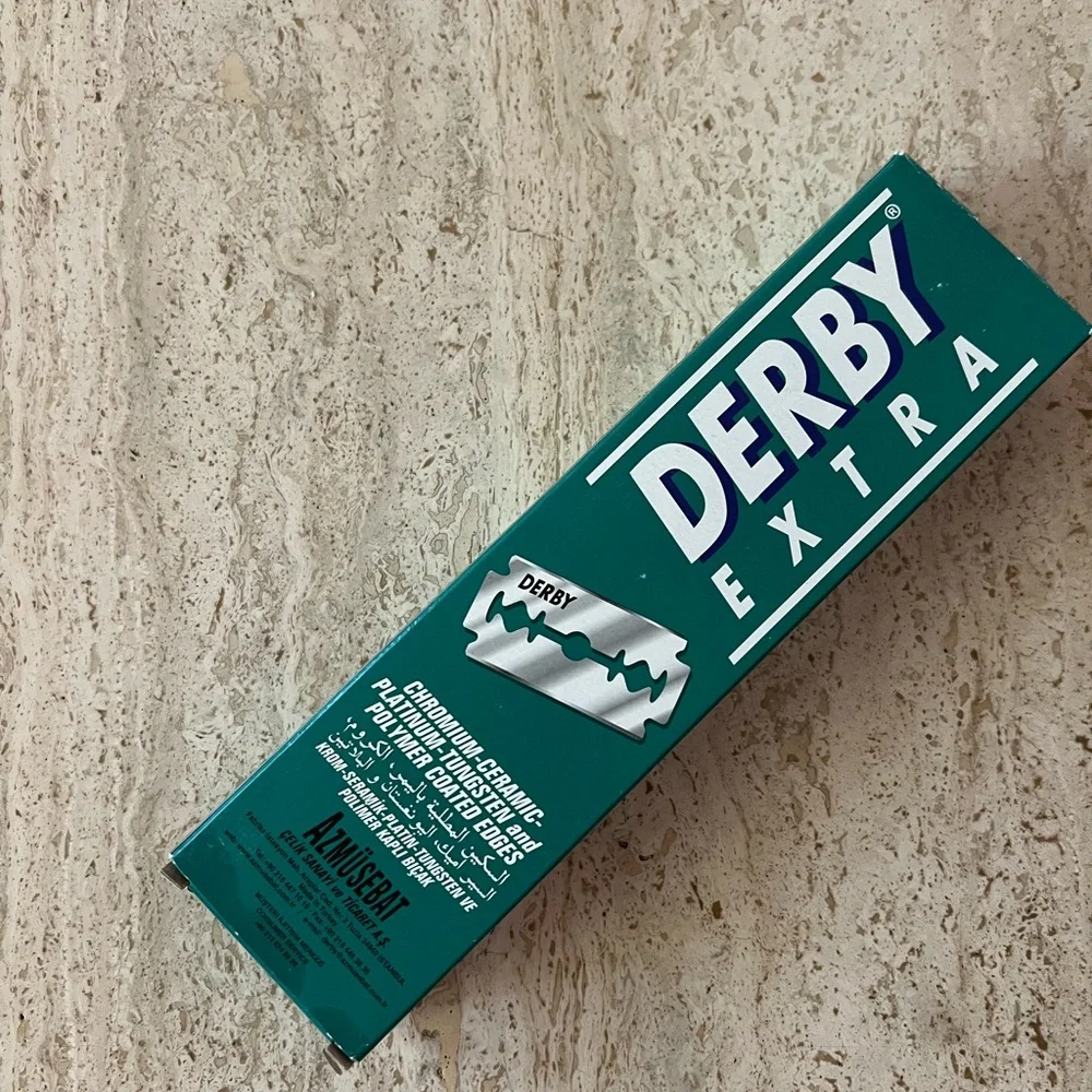Derby Extra Razor Blades - Picture 2 of 5